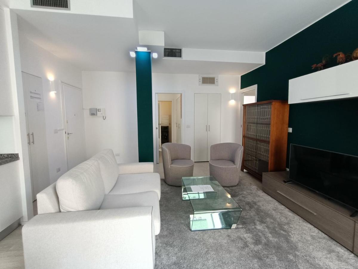 Joivy Elegant Flat For 6 With 2 Balconies Apartamento Milão Exterior foto