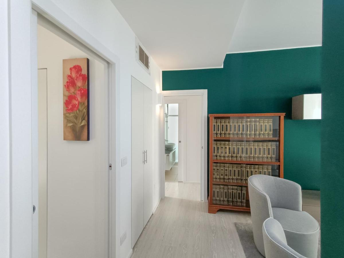 Joivy Elegant Flat For 6 With 2 Balconies Apartamento Milão Exterior foto