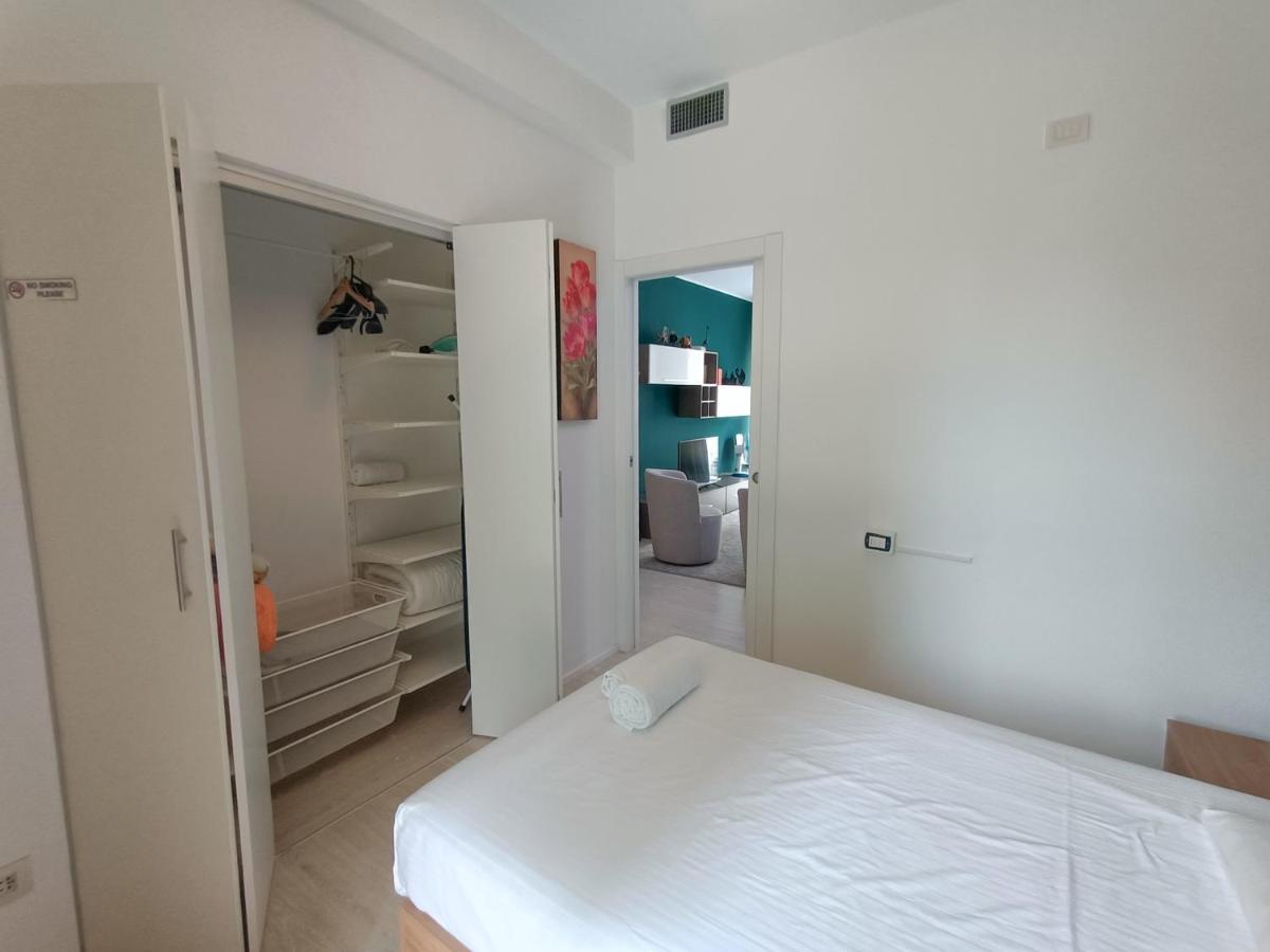 Joivy Elegant Flat For 6 With 2 Balconies Apartamento Milão Exterior foto